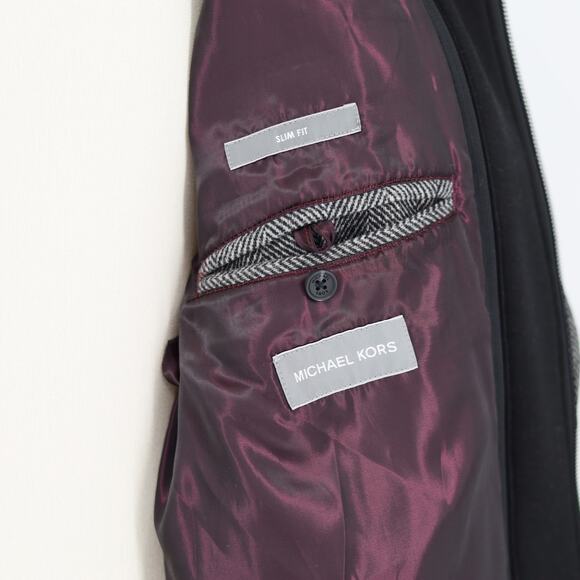 Michael Kors Men's Herringbone Wool Blend Pike Classic-Fit Overcoat Size 50R - Picture 10 of 10